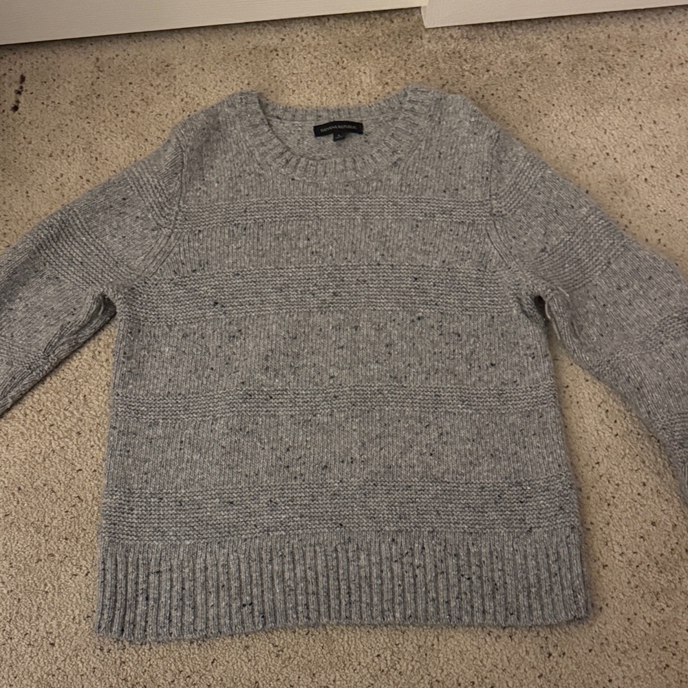 Banana Republic Gray Crew Neck Sweater